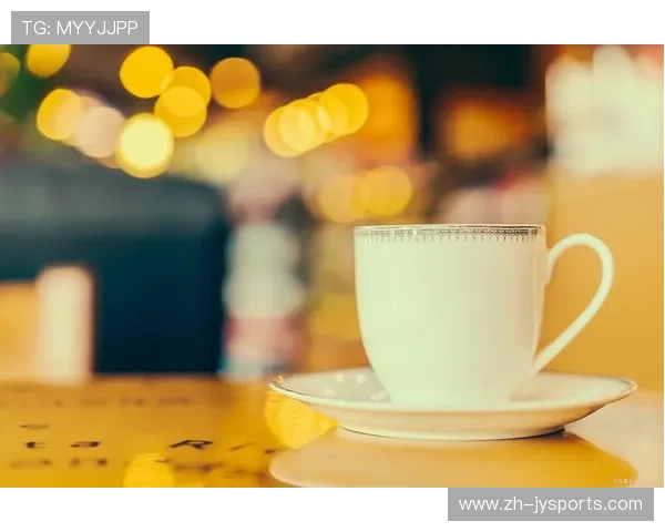 带走一杯温暖，开启忙碌一天的能量，咖啡随时陪伴您每个时刻